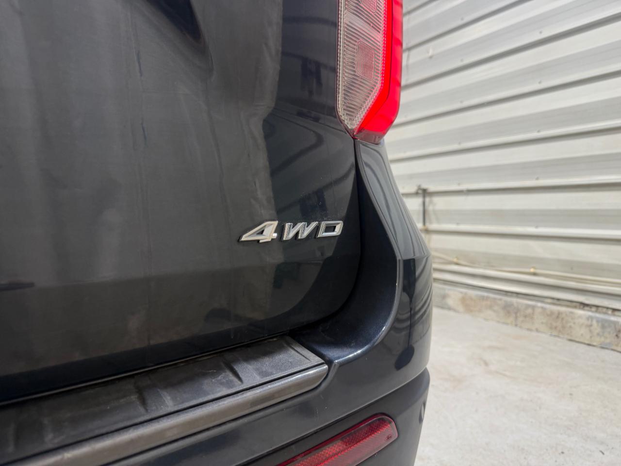 Ford Explorer XLT 4WD 2023
