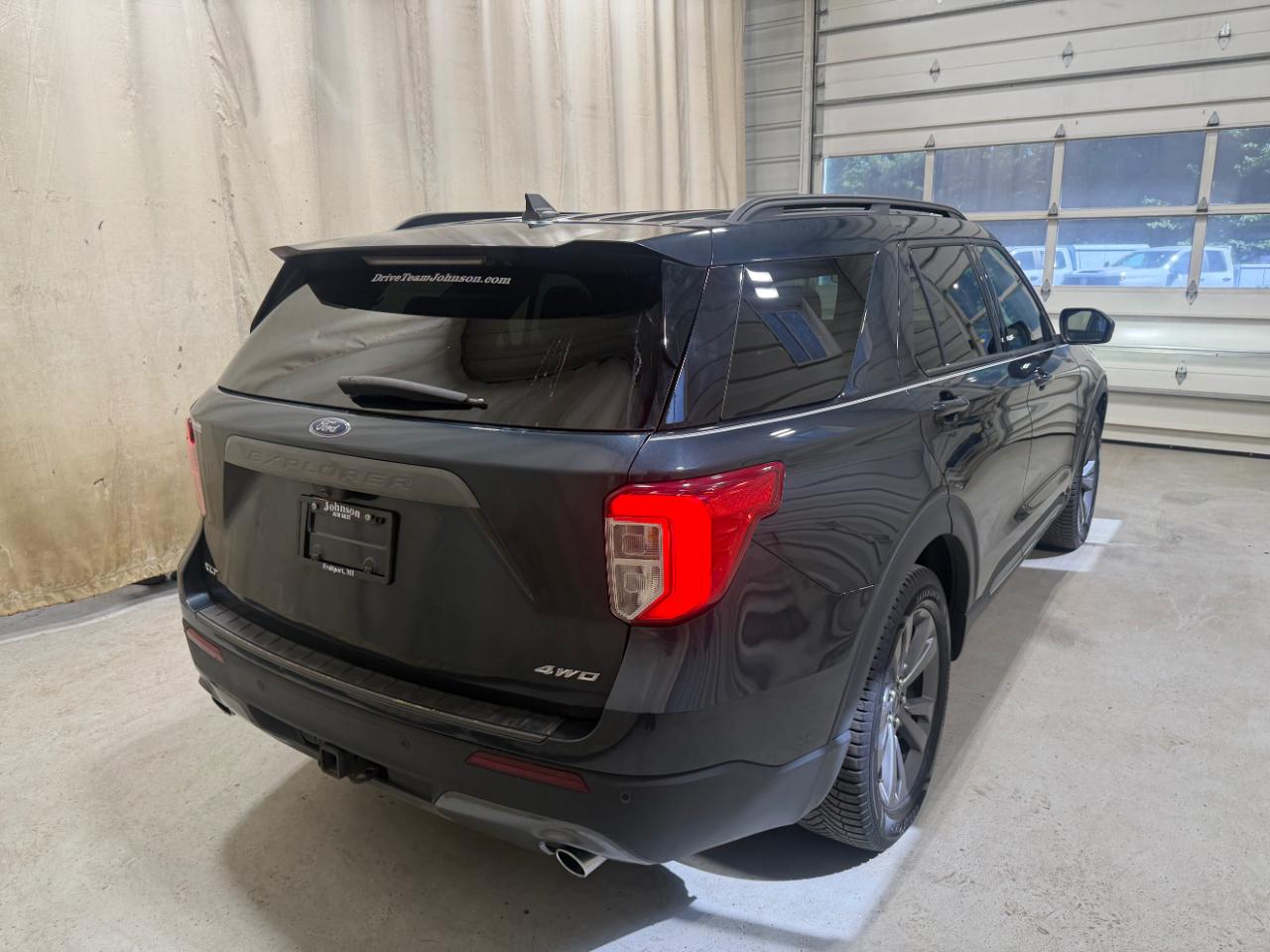 Ford Explorer XLT 4WD 2023