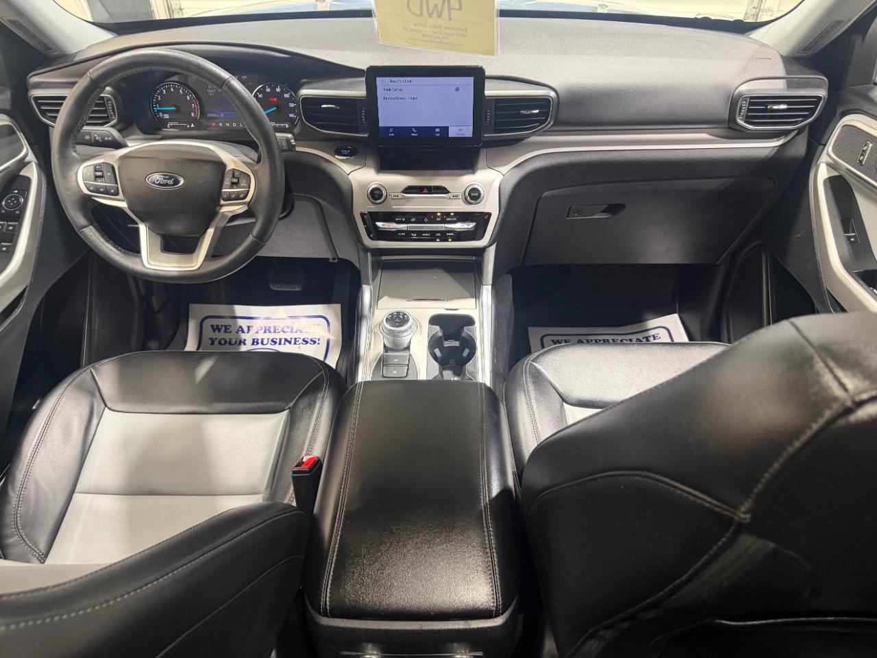 Ford Explorer XLT 4WD 2023
