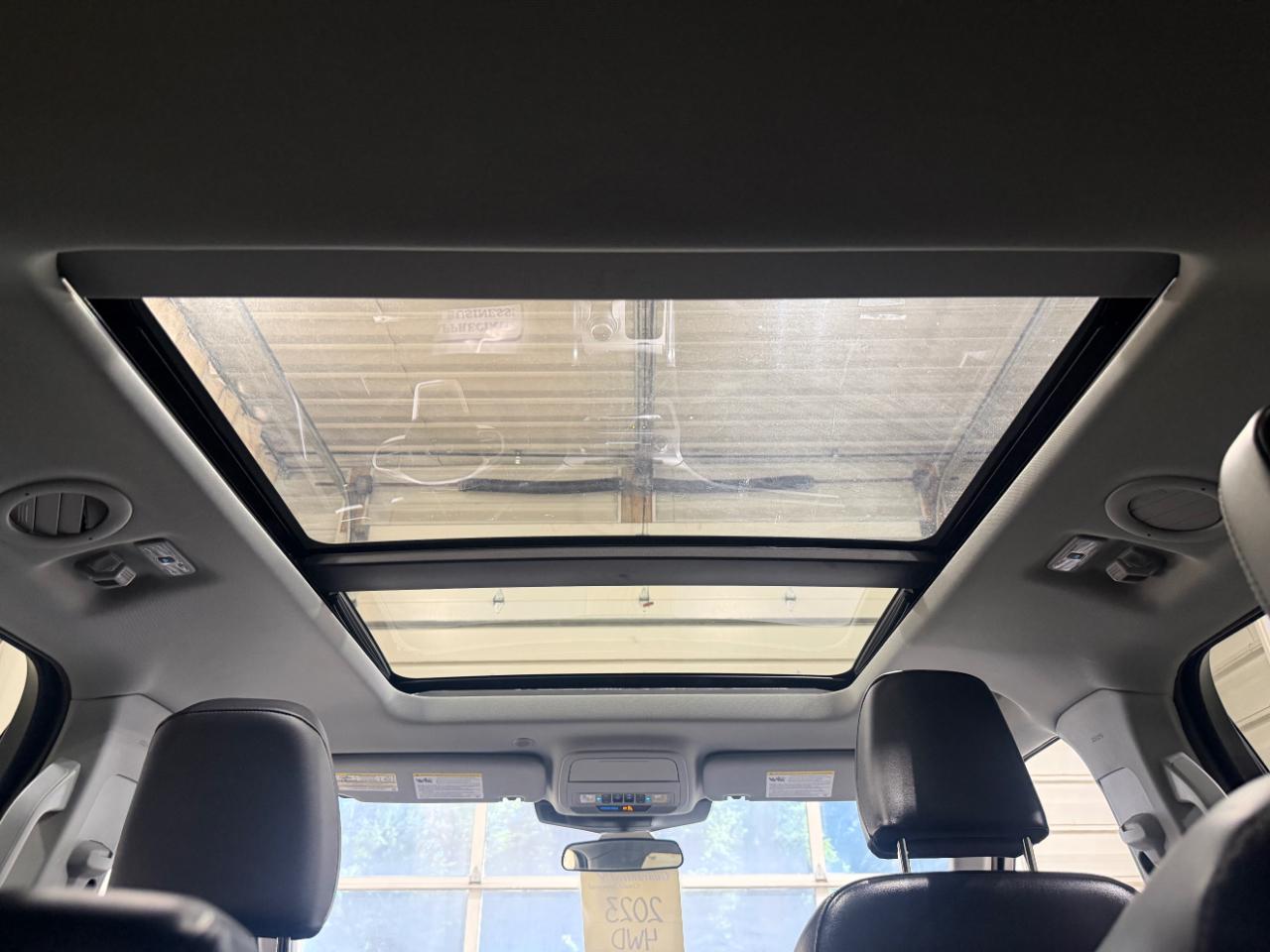 Ford Explorer XLT 4WD 2023