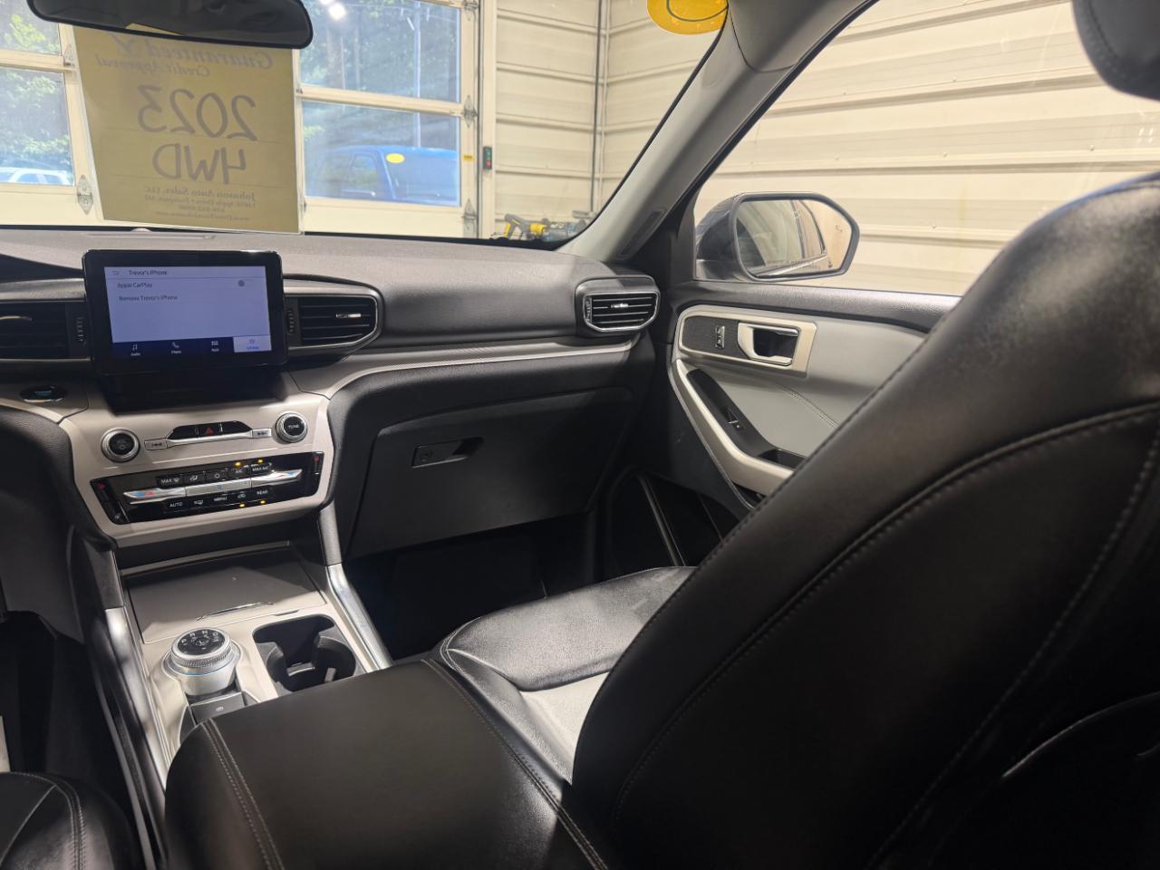 Ford Explorer XLT 4WD 2023