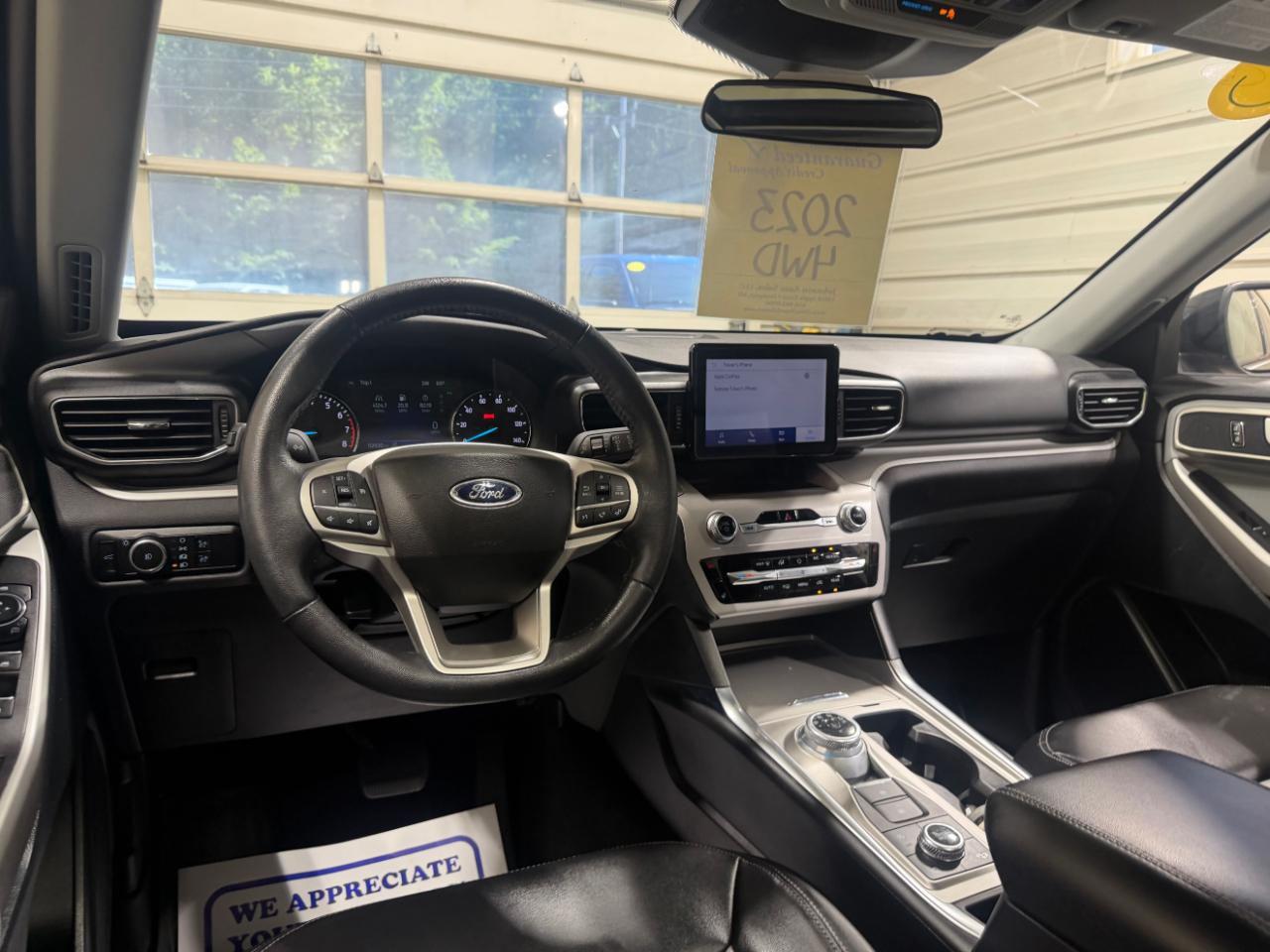 Ford Explorer XLT 4WD 2023