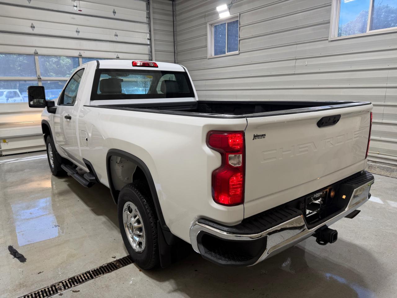 Chevrolet Silverado 2500HD 4WD Reg Cab 142" Work Truck 2022