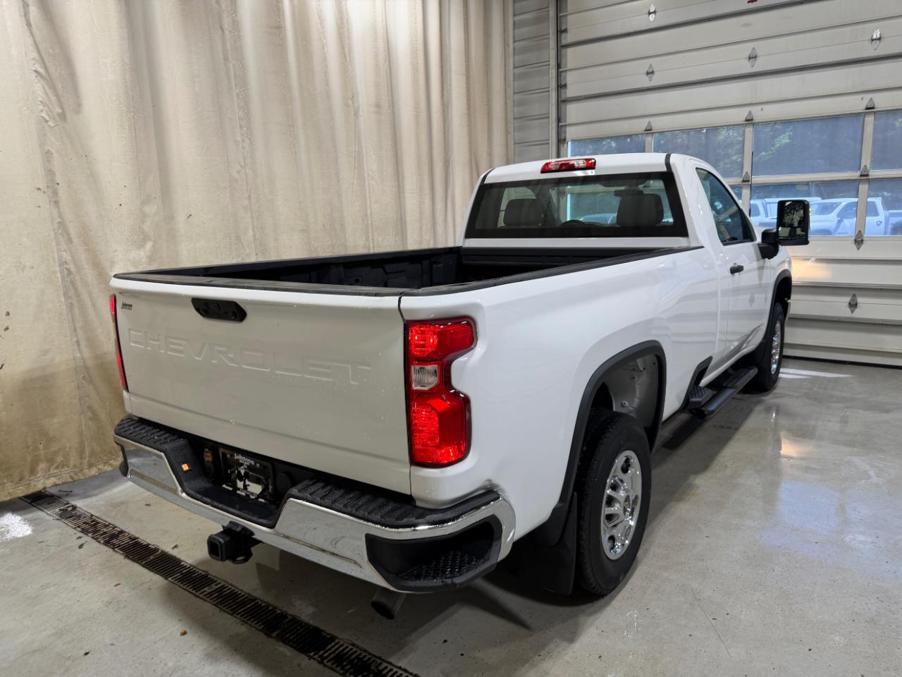 Chevrolet Silverado 2500HD 4WD Reg Cab 142" Work Truck 2022