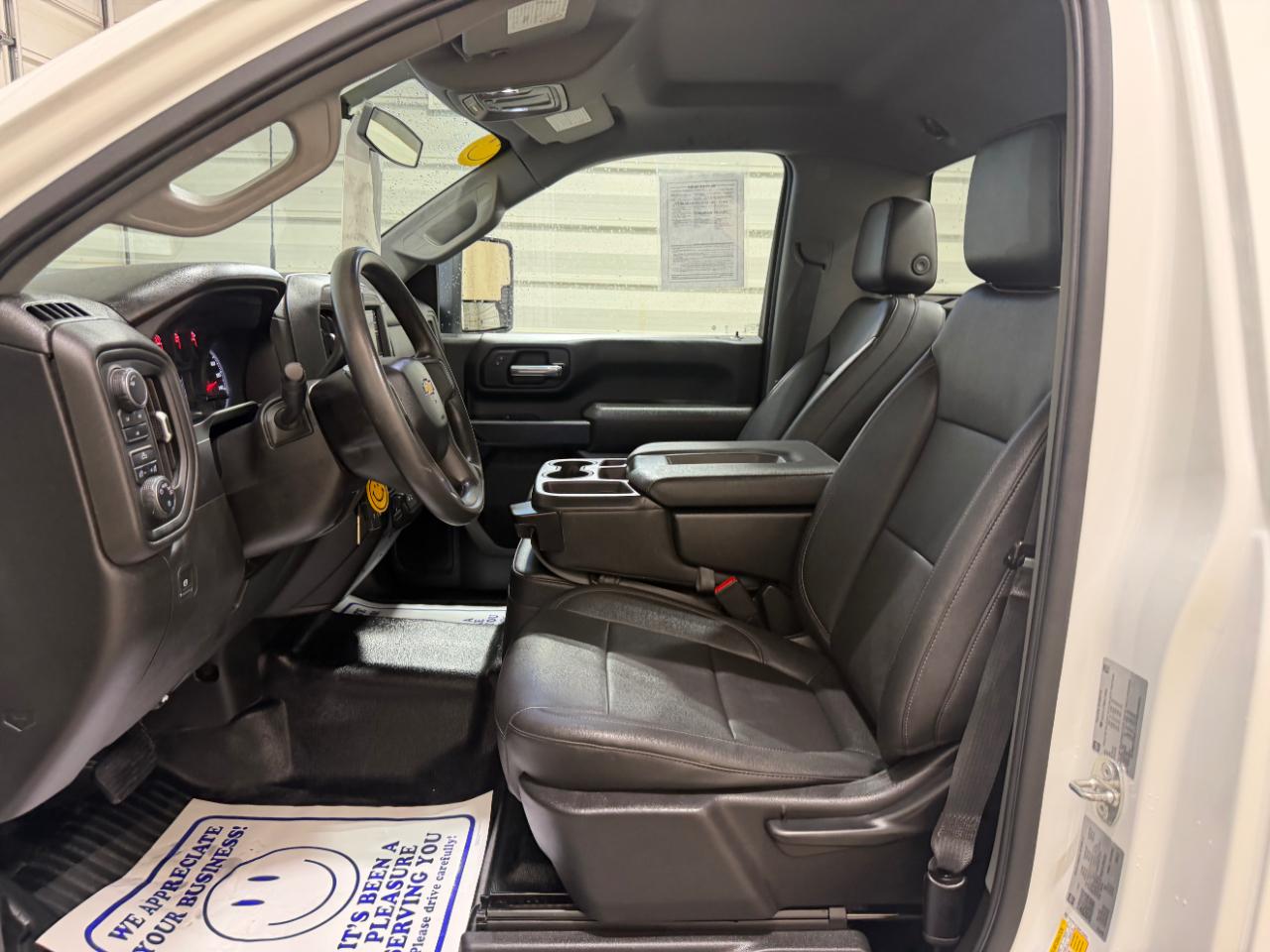 Chevrolet Silverado 2500HD 4WD Reg Cab 142" Work Truck 2022