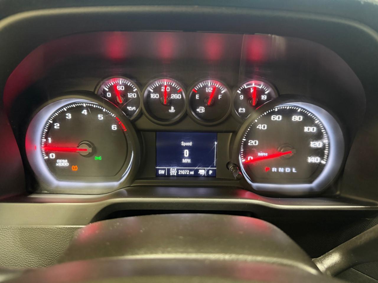 Chevrolet Silverado 2500HD 4WD Reg Cab 142" Work Truck 2022