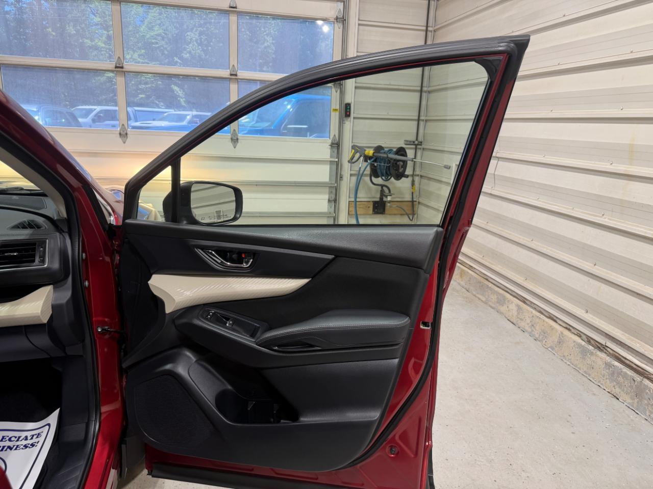 Subaru Ascent 2.4T Premium 8-Passenger 2019