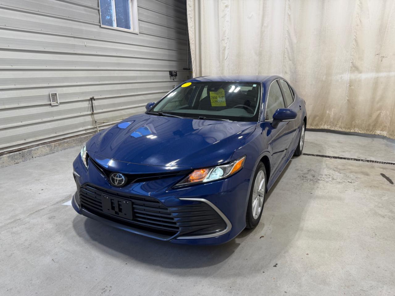 Toyota Camry LE Auto AWD (Natl) 2023