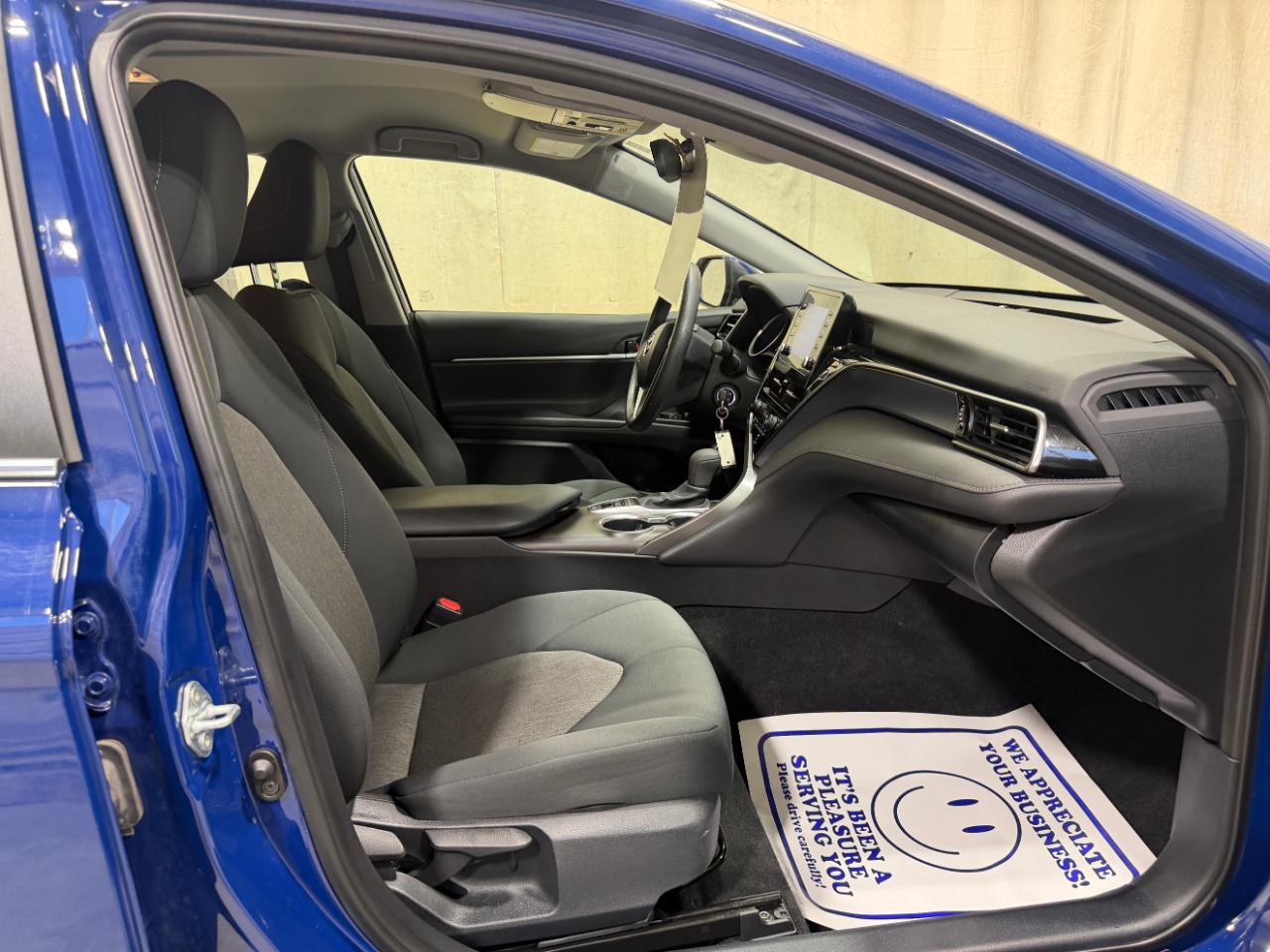 Toyota Camry LE Auto AWD (Natl) 2023