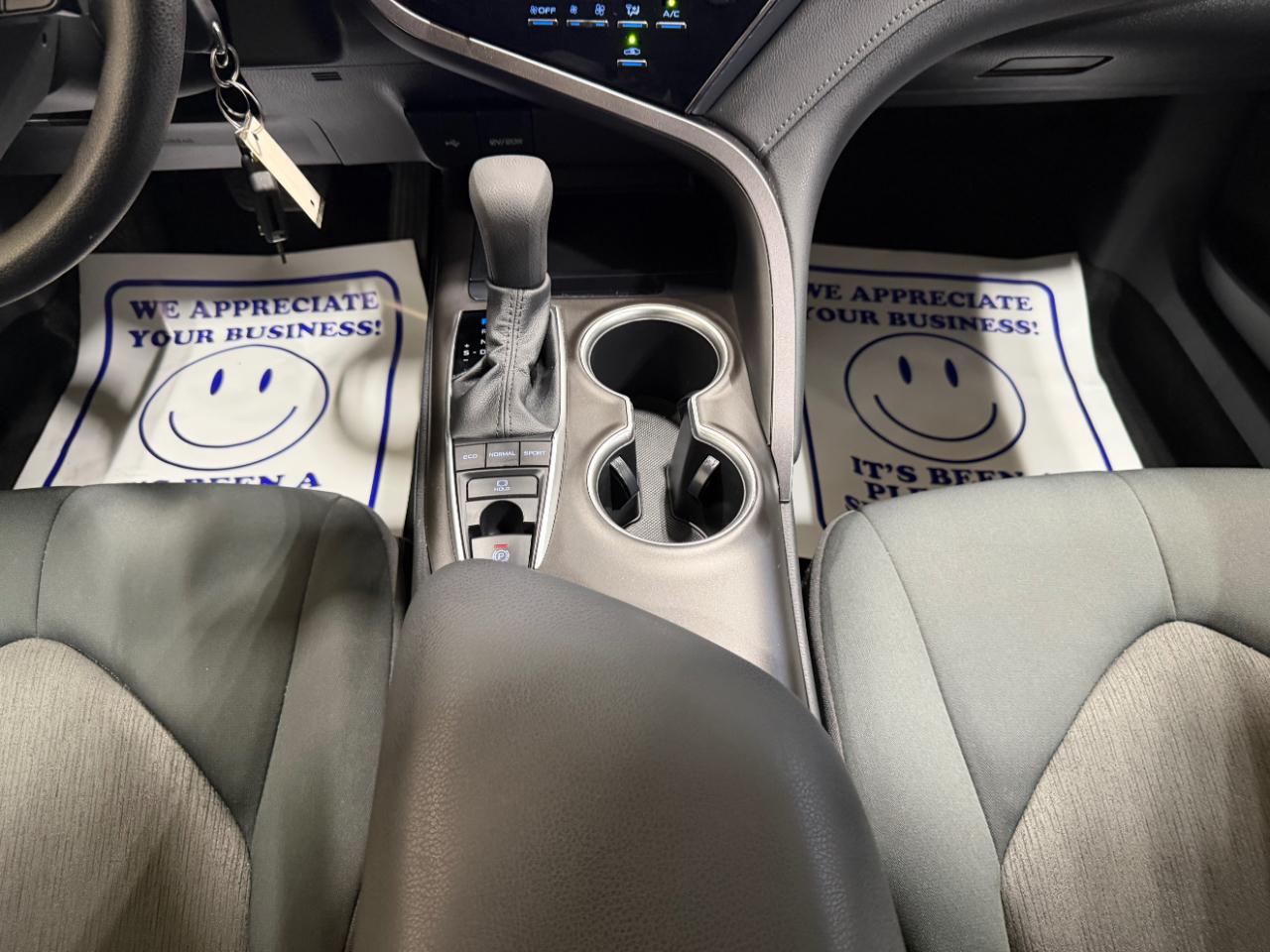 Toyota Camry LE Auto AWD (Natl) 2023