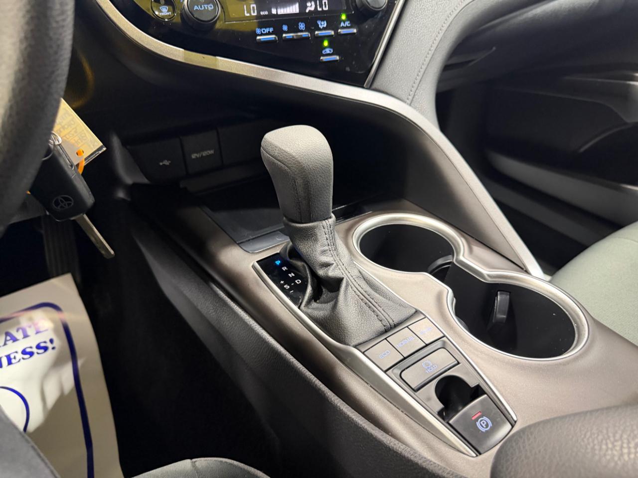 Toyota Camry LE Auto AWD (Natl) 2023