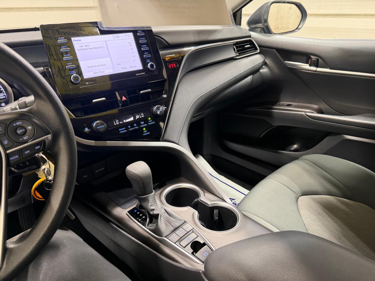Toyota Camry LE Auto AWD (Natl) 2023