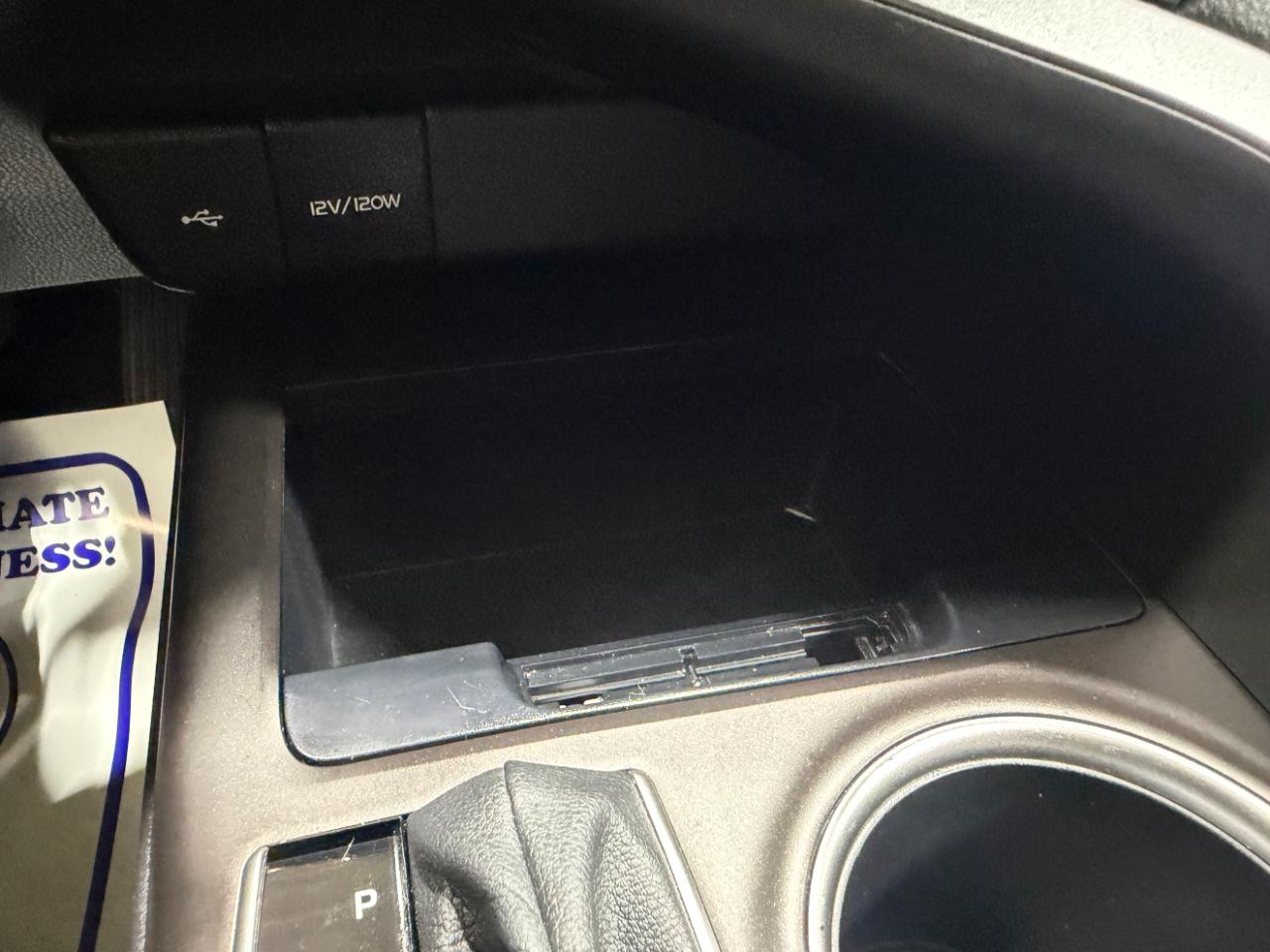 Toyota Camry LE Auto AWD (Natl) 2023