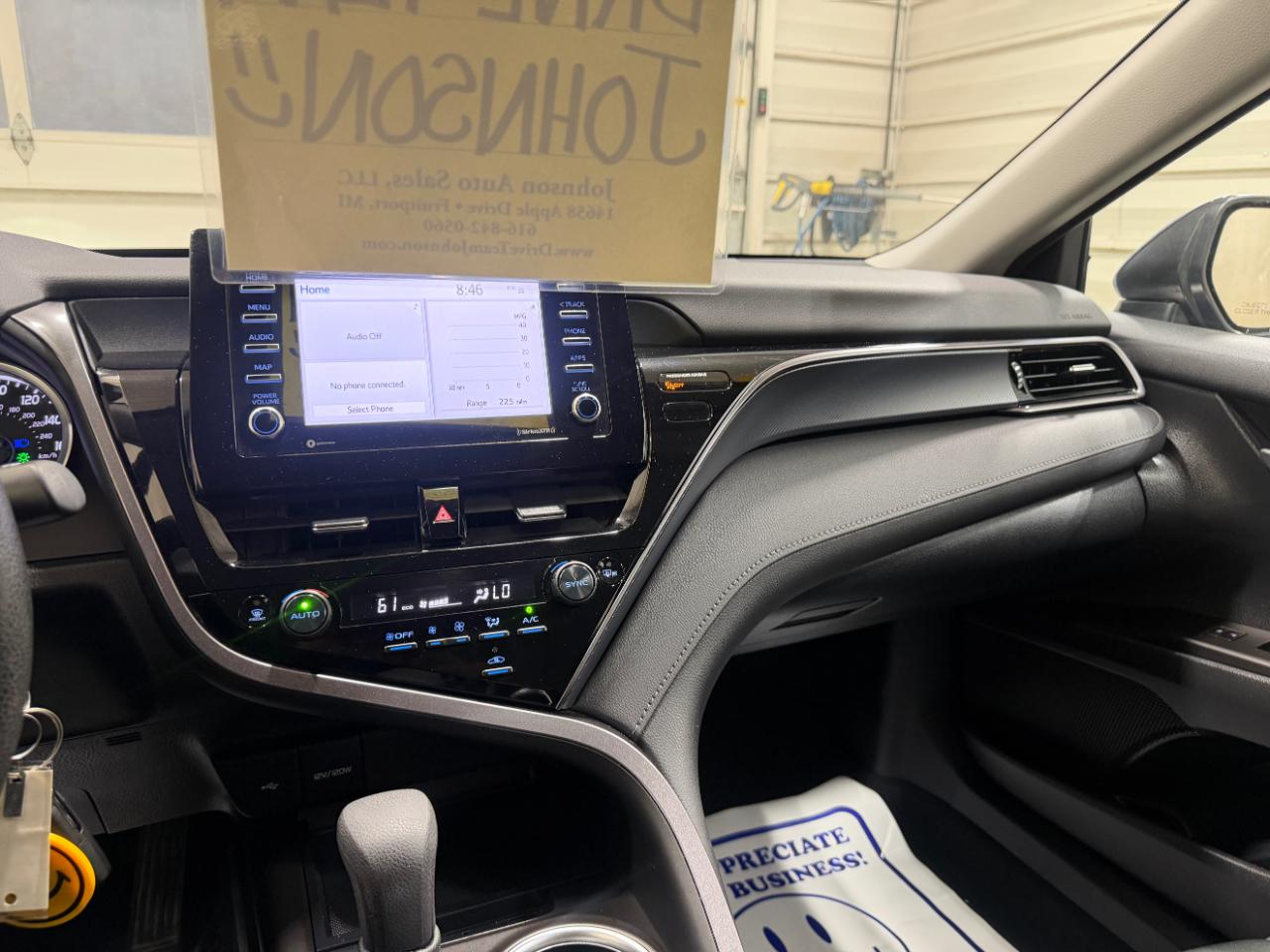 Toyota Camry LE Auto AWD (Natl) 2023