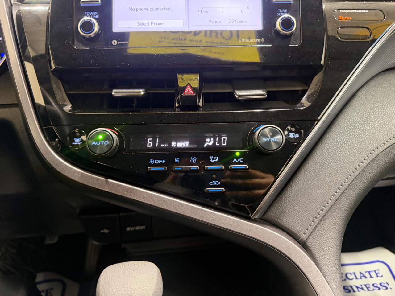 Toyota Camry LE Auto AWD (Natl) 2023
