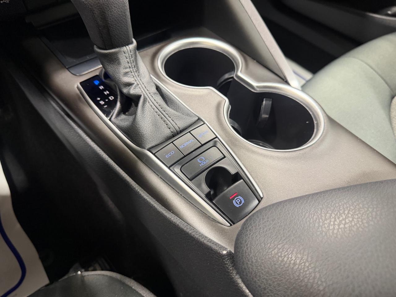 Toyota Camry LE Auto AWD (Natl) 2023