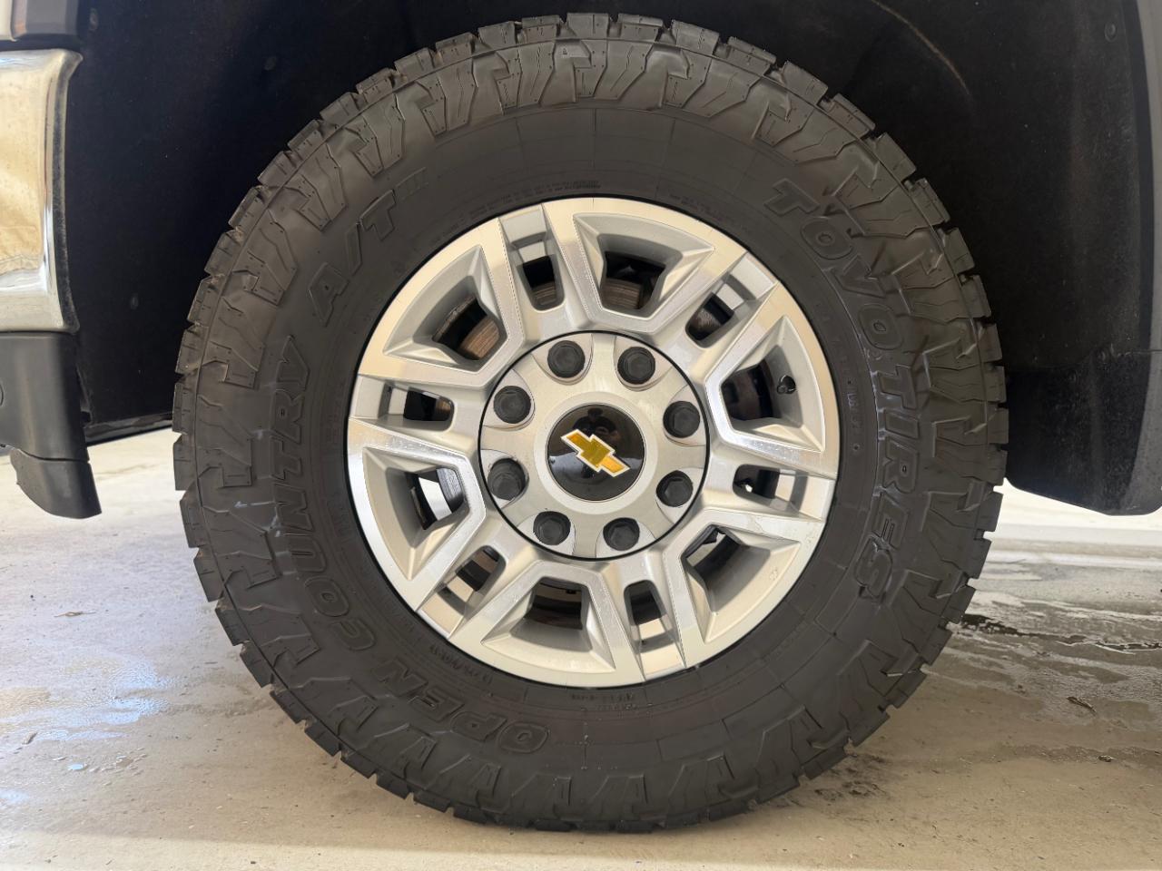 Chevrolet Silverado 2500HD 4WD Crew Cab 159" LT 2023