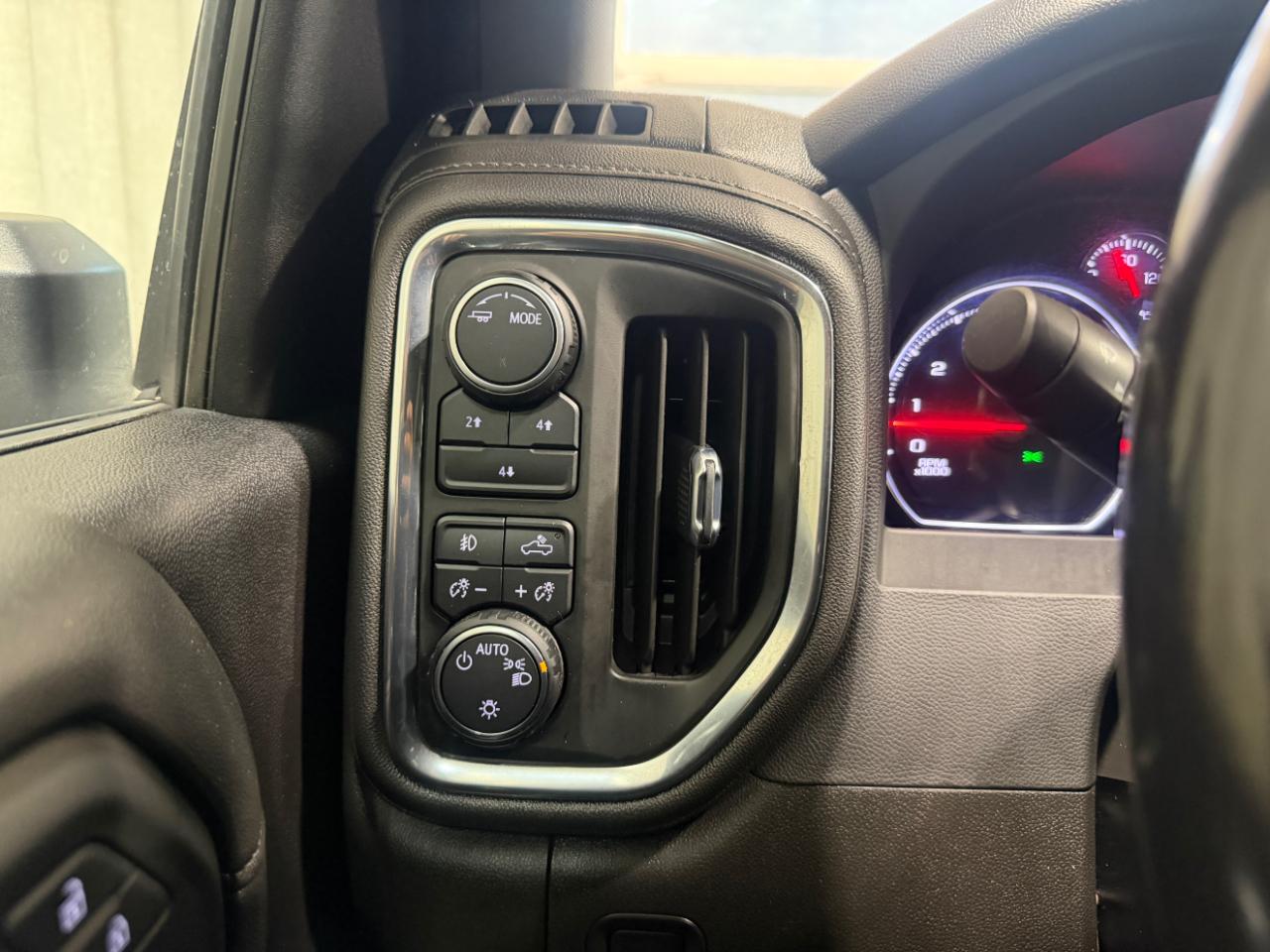 Chevrolet Silverado 2500HD 4WD Crew Cab 159" LT 2023
