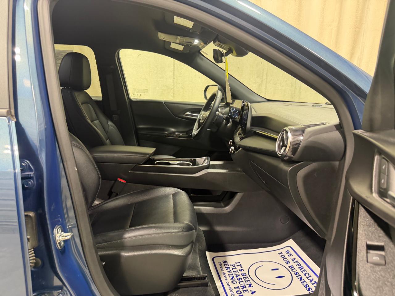 Chevrolet Equinox FWD 4dr LT w/1LT 2025