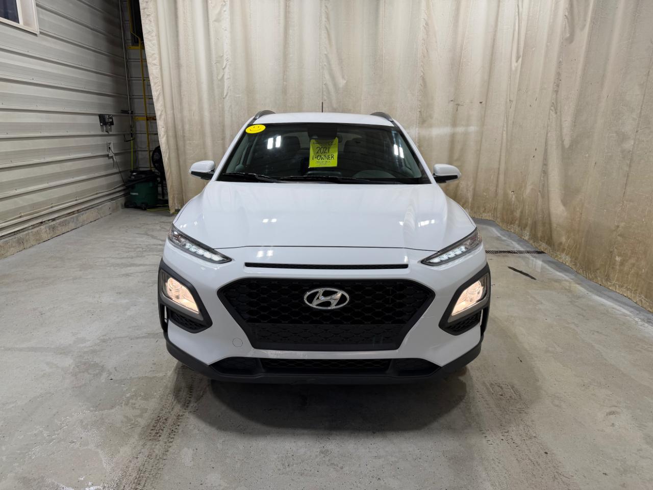Hyundai Kona SEL Auto FWD 2021