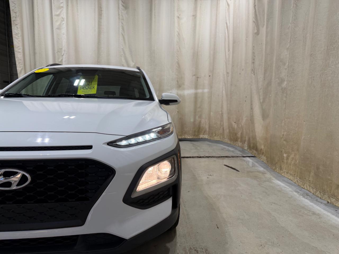 Hyundai Kona SEL Auto FWD 2021