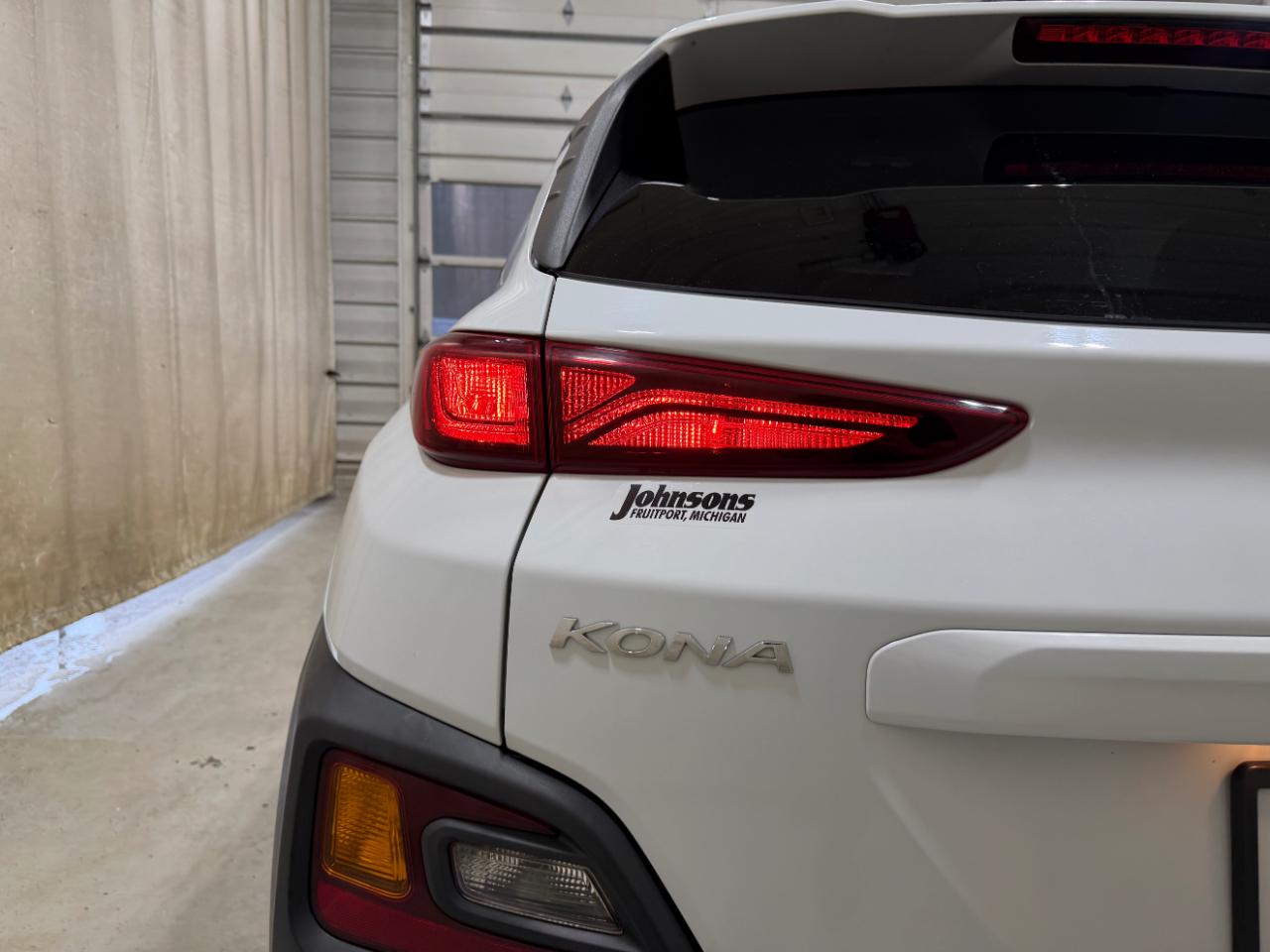 Hyundai Kona SEL Auto FWD 2021