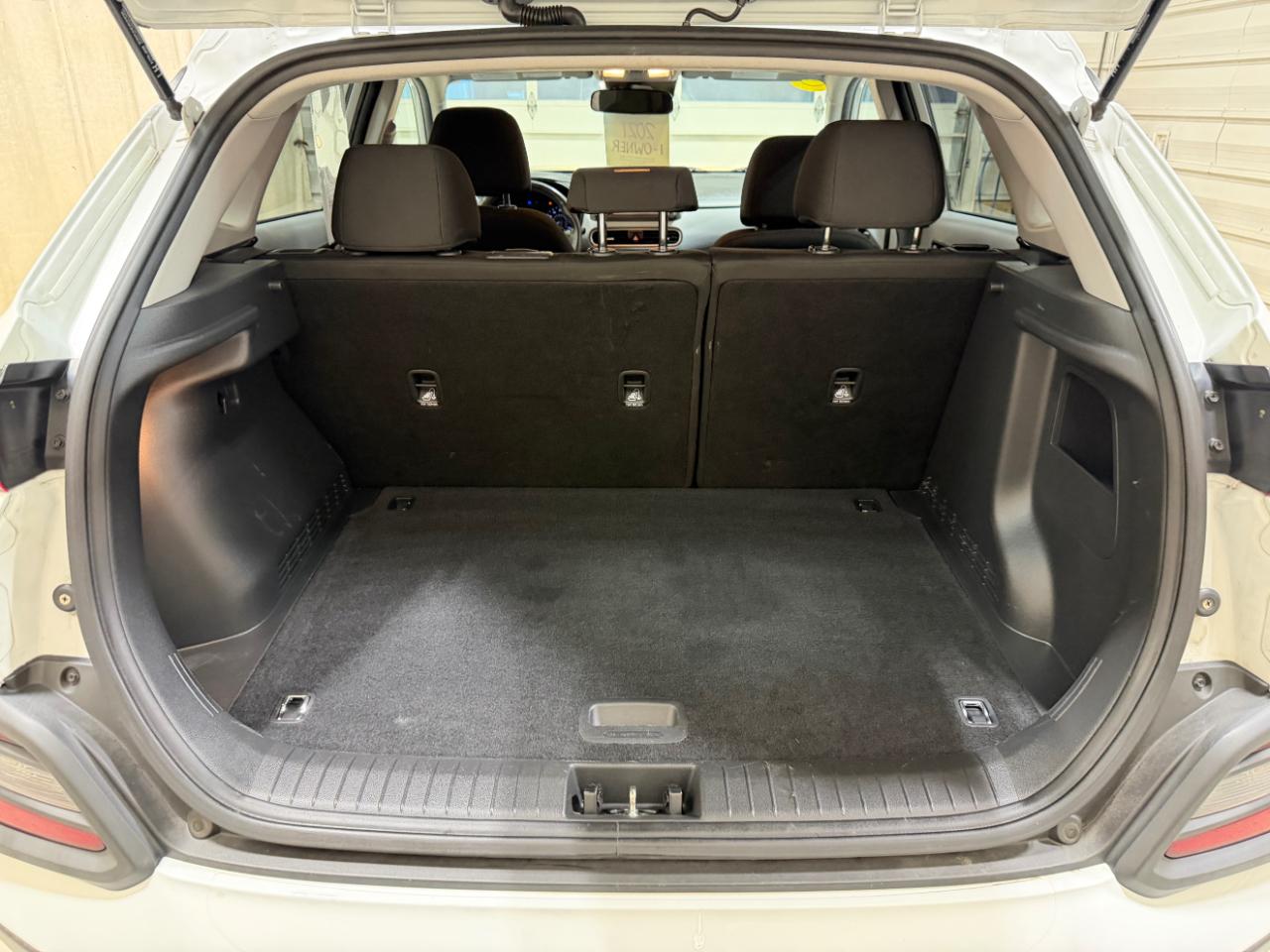 Hyundai Kona SEL Auto FWD 2021