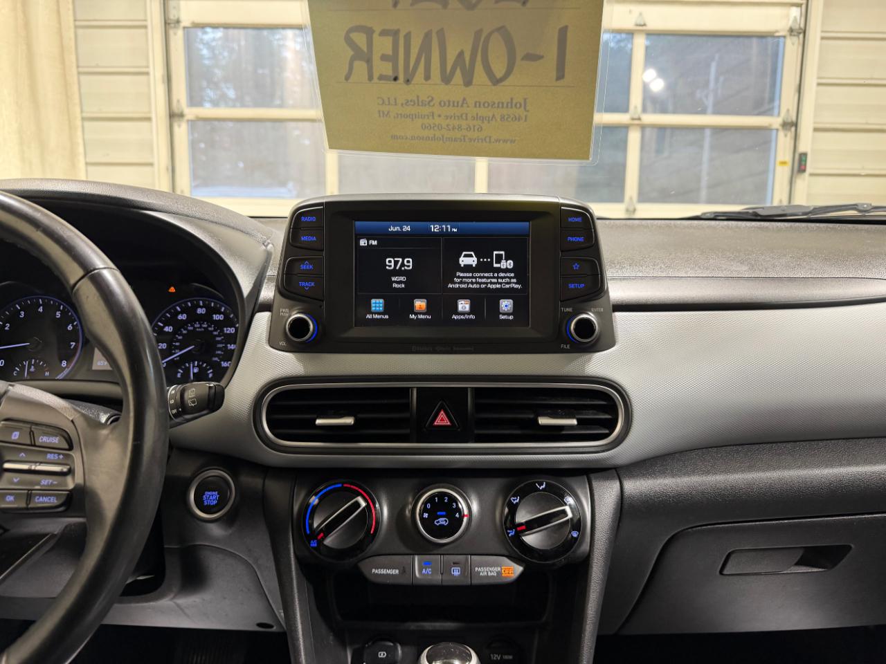 Hyundai Kona SEL Auto FWD 2021