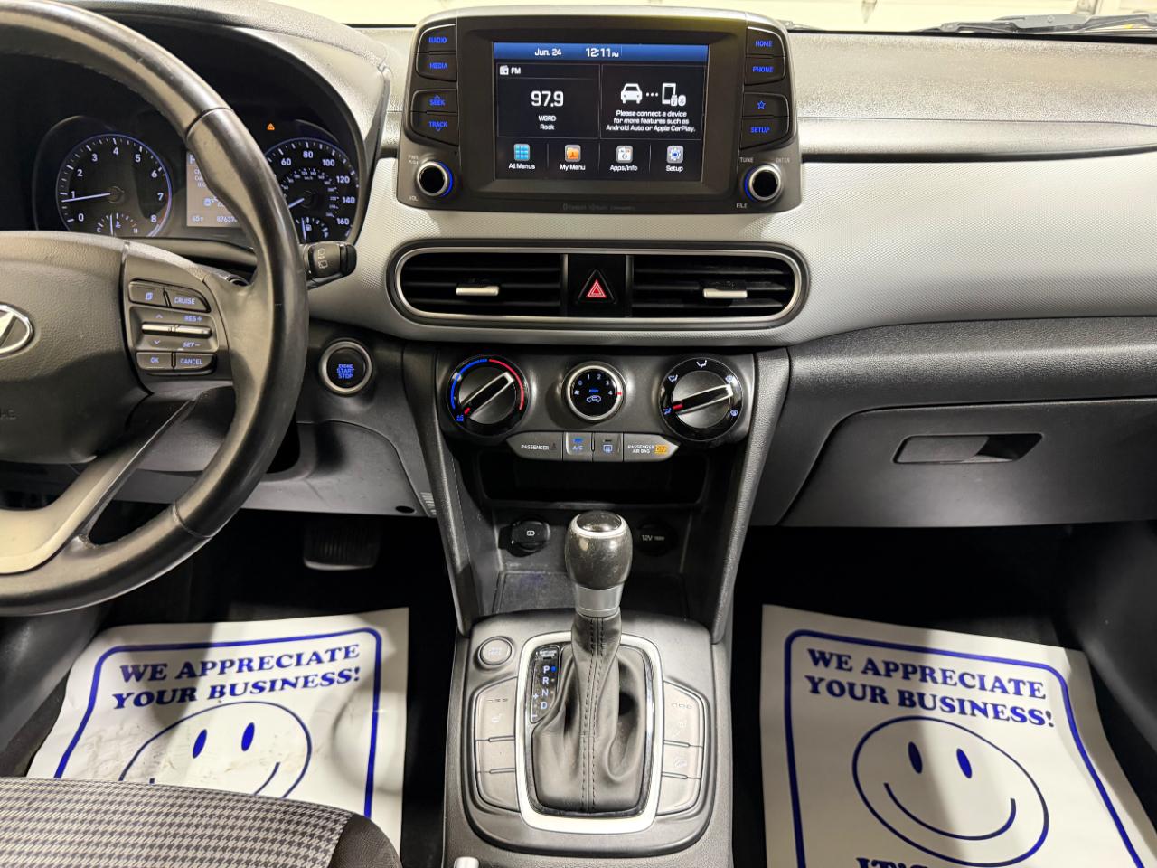 Hyundai Kona SEL Auto FWD 2021