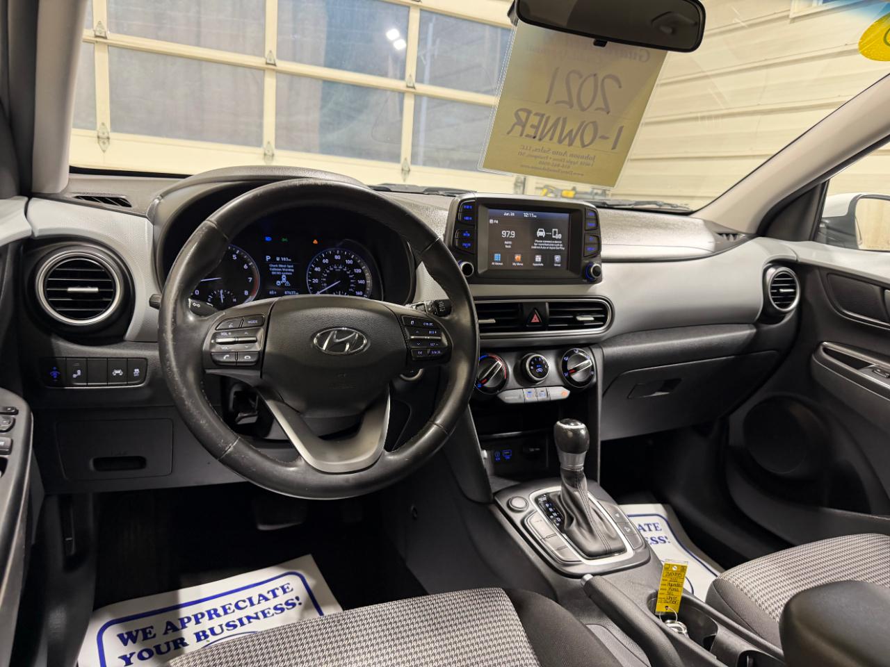 Hyundai Kona SEL Auto FWD 2021