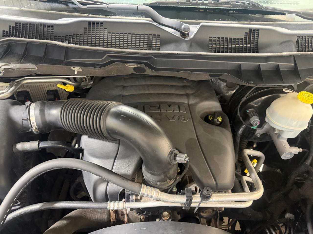RAM 1500 4WD Quad Cab 140.5" Express 2013