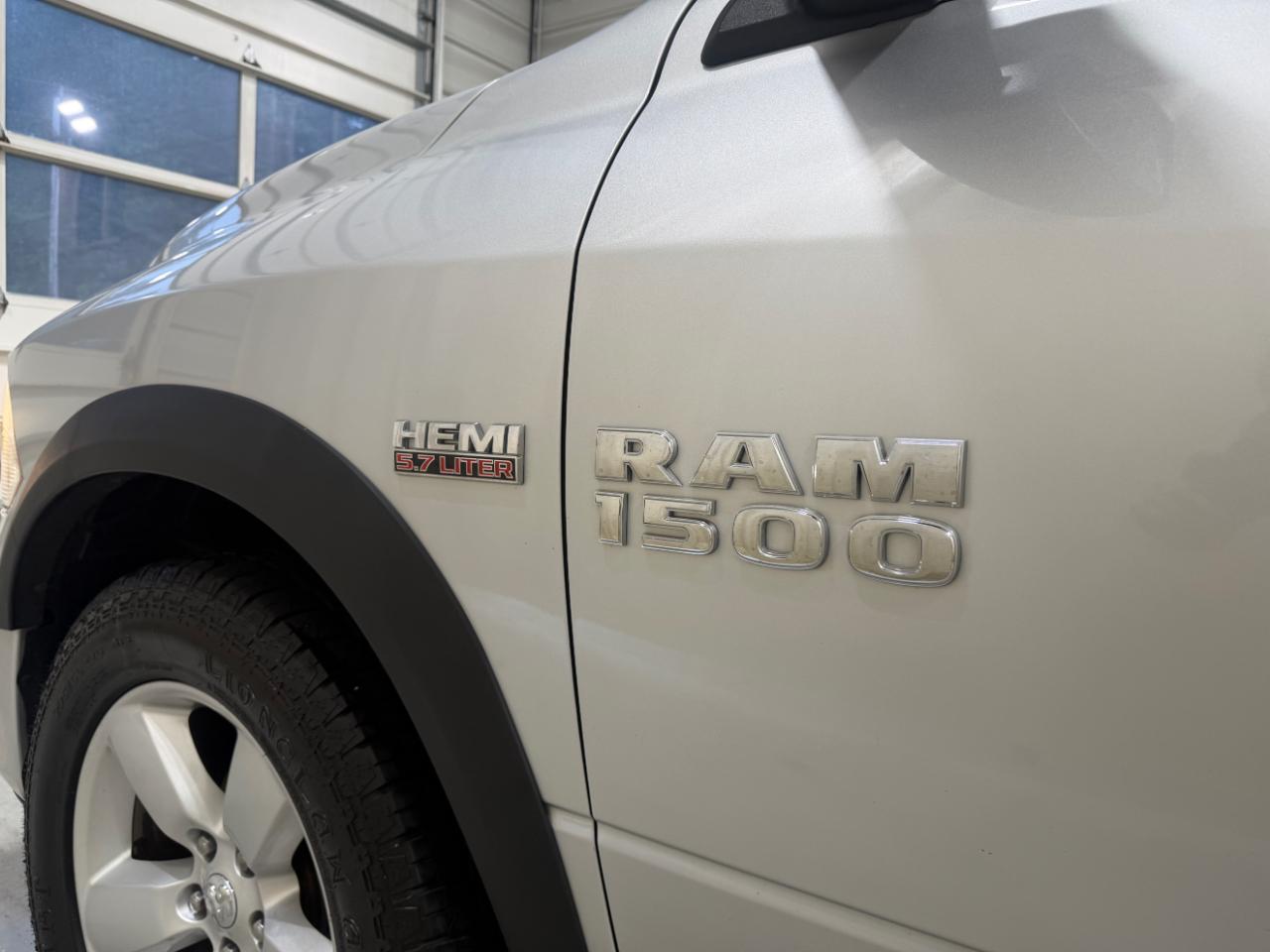 RAM 1500 4WD Quad Cab 140.5" Express 2013