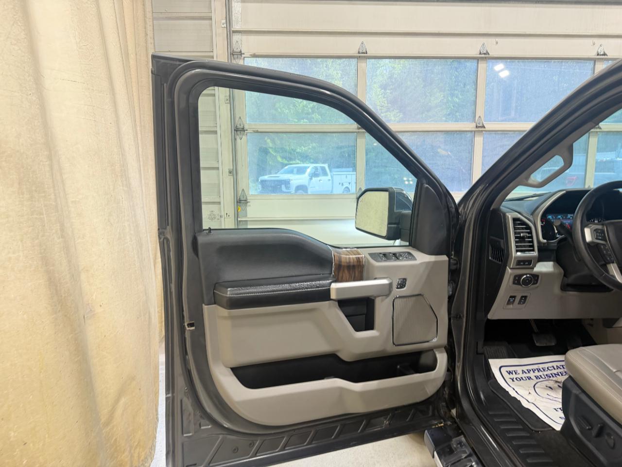 Ford F-150 Lariat 4WD SuperCrew 5.5' Box 2020