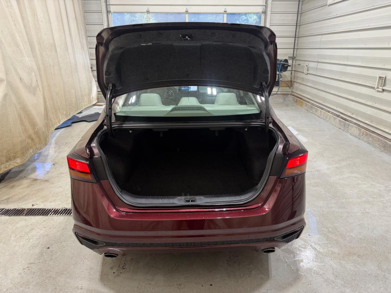 Nissan Altima 2.5 SL Sedan 2024