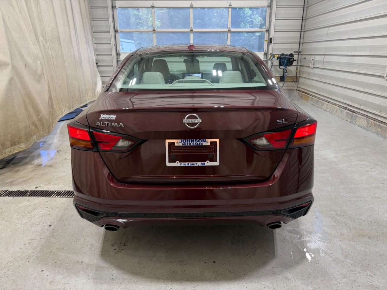 Nissan Altima 2.5 SL Sedan 2024
