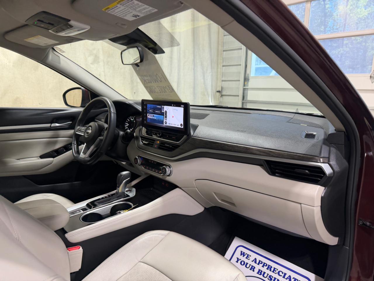 Nissan Altima 2.5 SL Sedan 2024