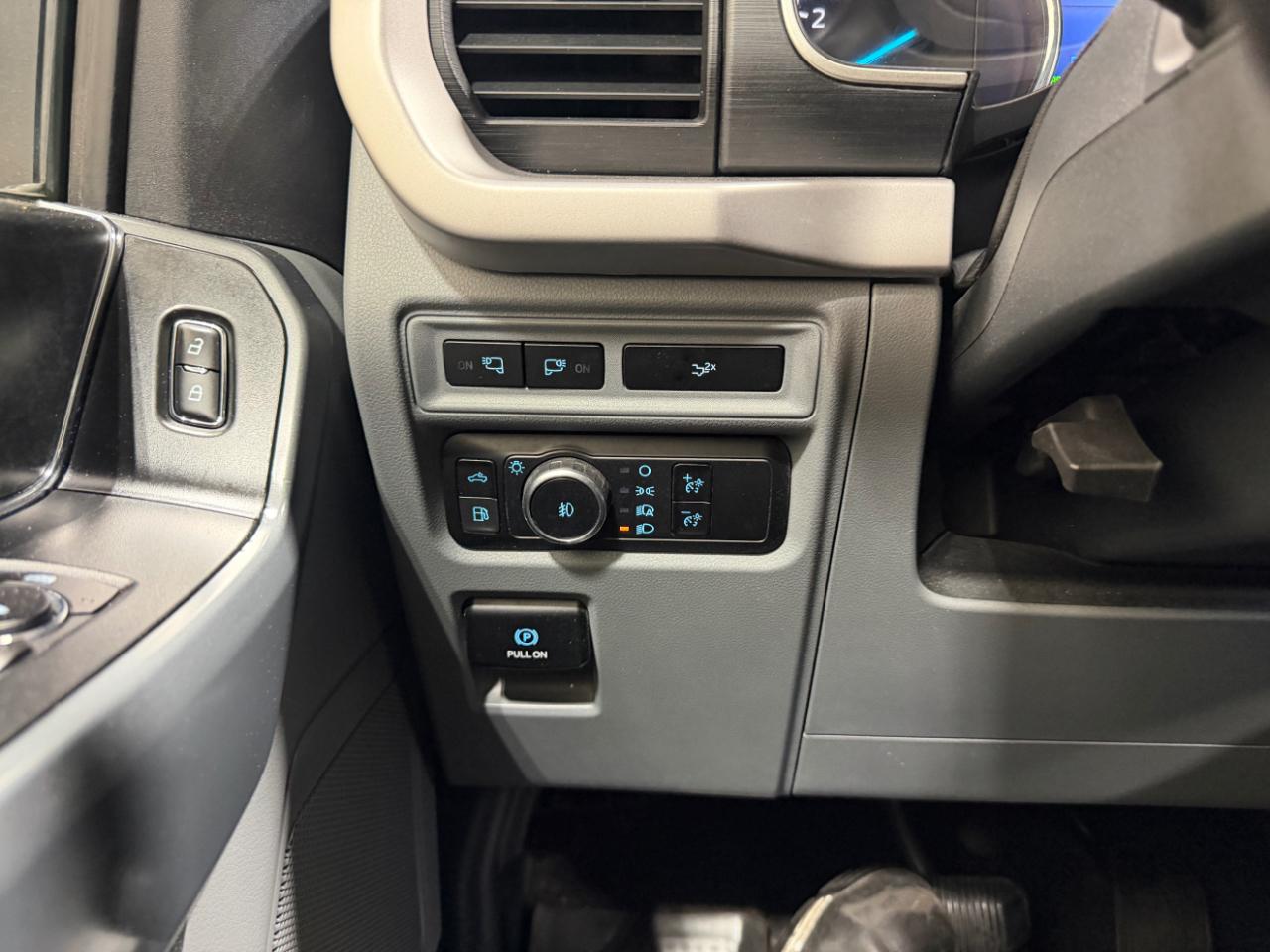 Ford F-150 XLT 4WD SuperCrew 6.5' Box 2023