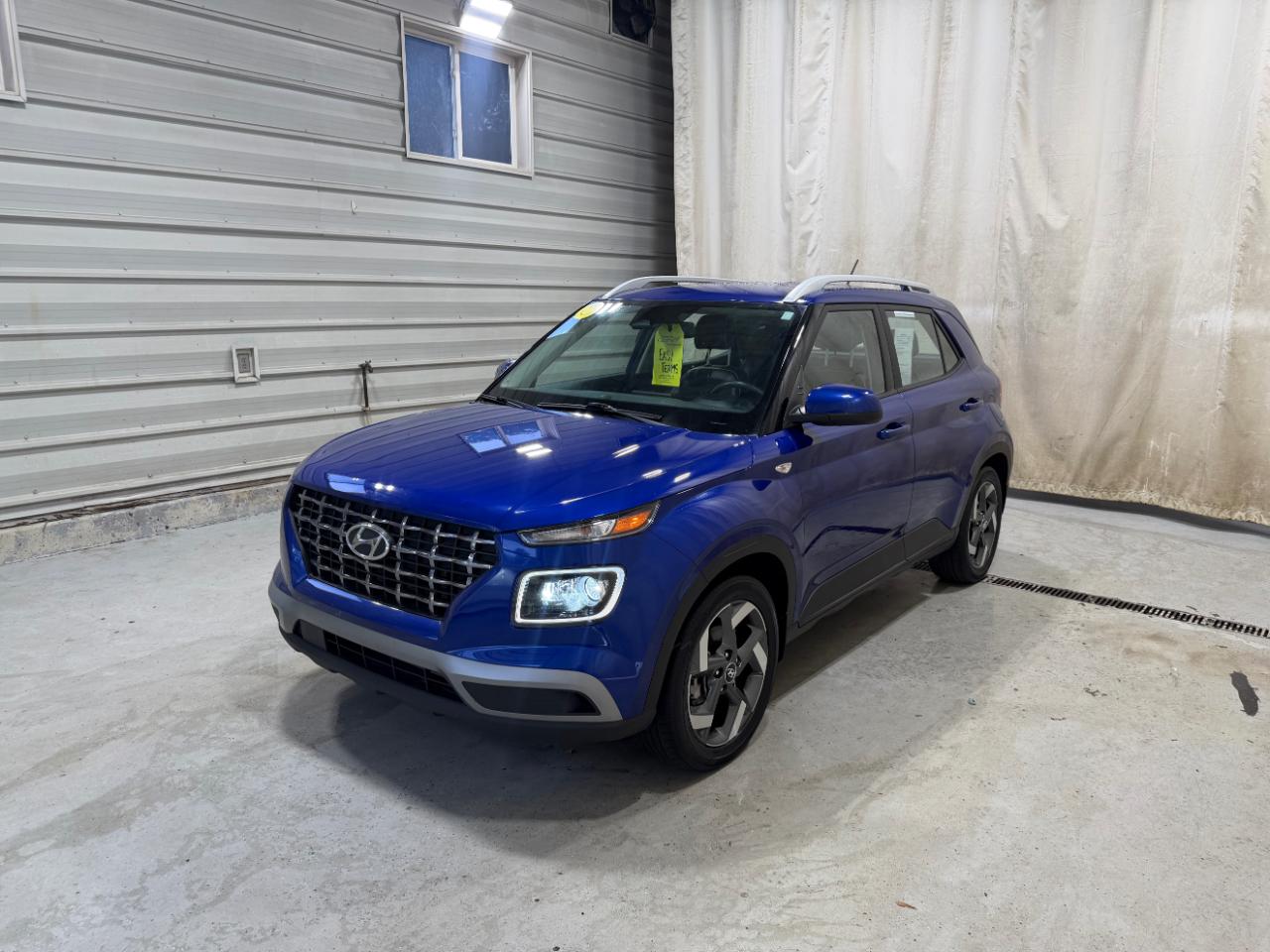 Hyundai Venue Limited IVT 2023