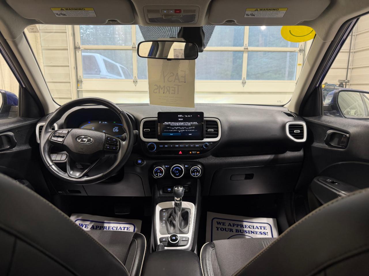 Hyundai Venue Limited IVT 2023