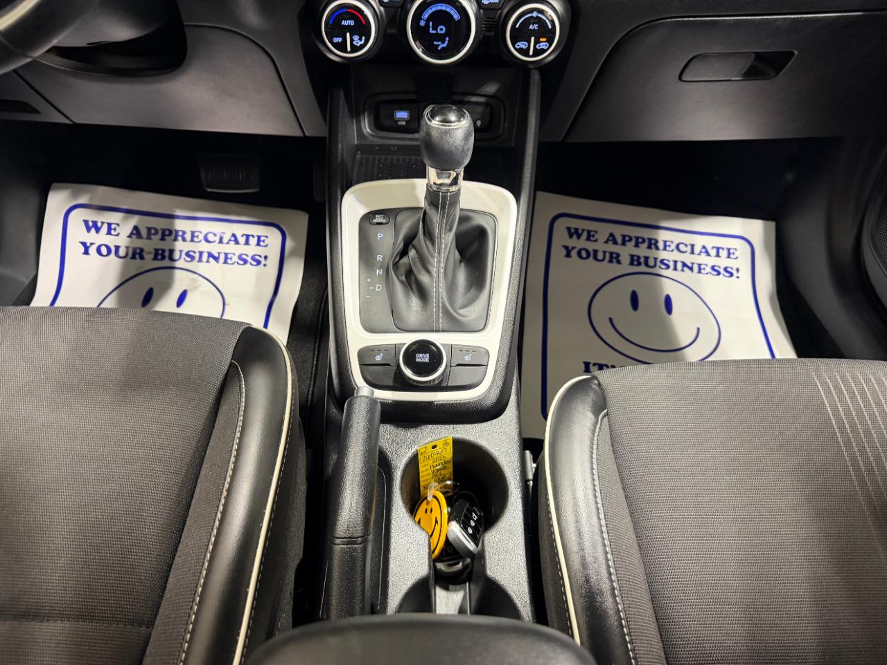 Hyundai Venue Limited IVT 2023