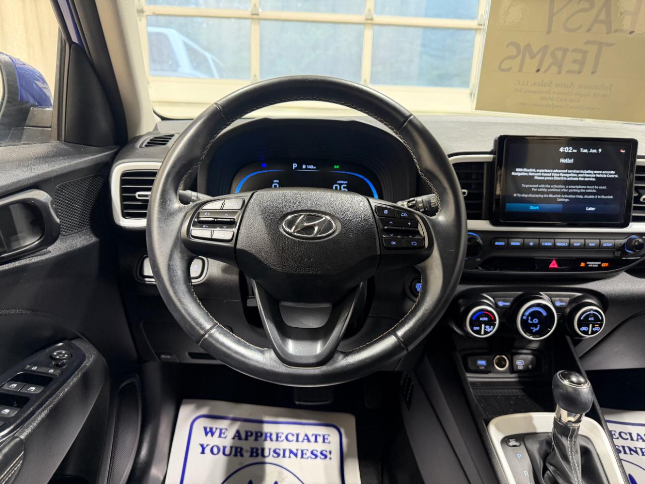 Hyundai Venue Limited IVT 2023