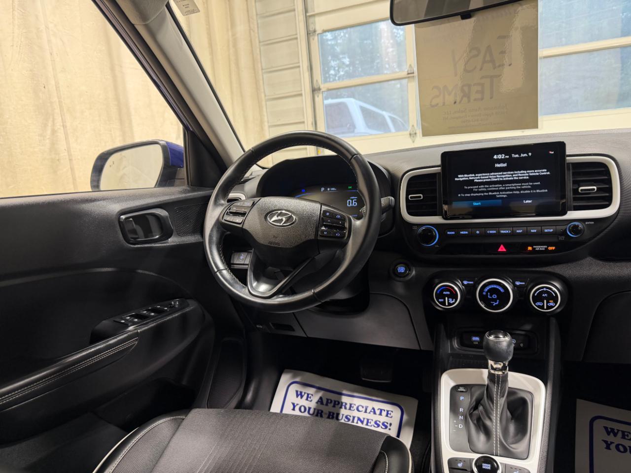 Hyundai Venue Limited IVT 2023