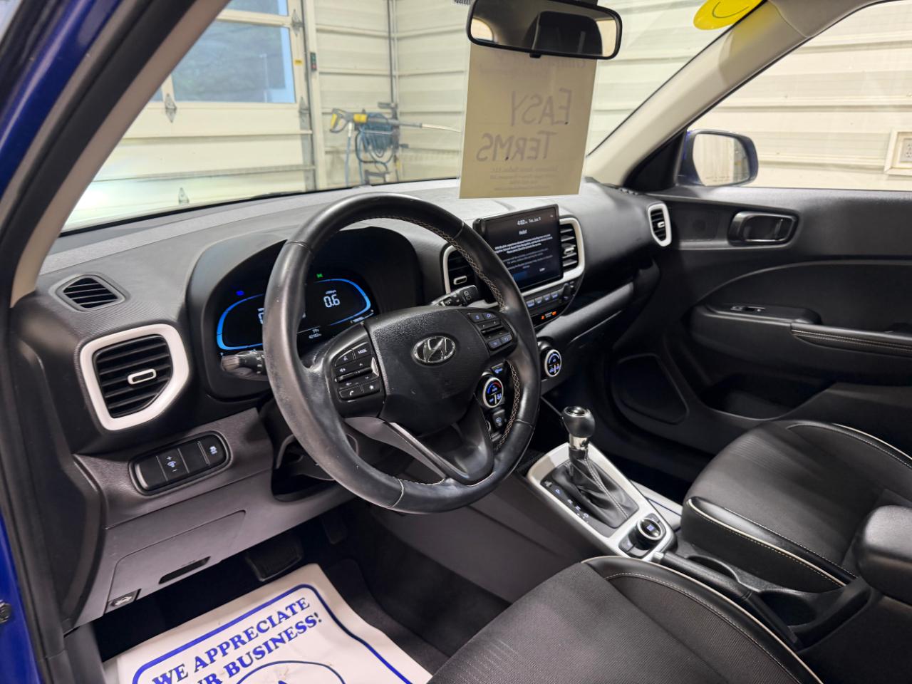 Hyundai Venue Limited IVT 2023