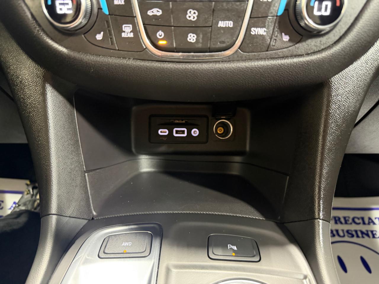 Chevrolet Equinox AWD 4dr LT w/1LT 2024