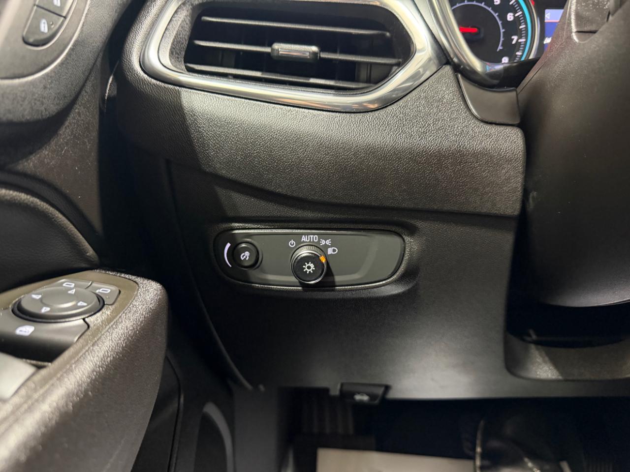Chevrolet Equinox AWD 4dr LT w/1LT 2024