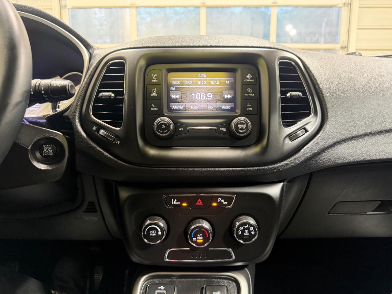 Jeep Compass Latitude FWD 2018