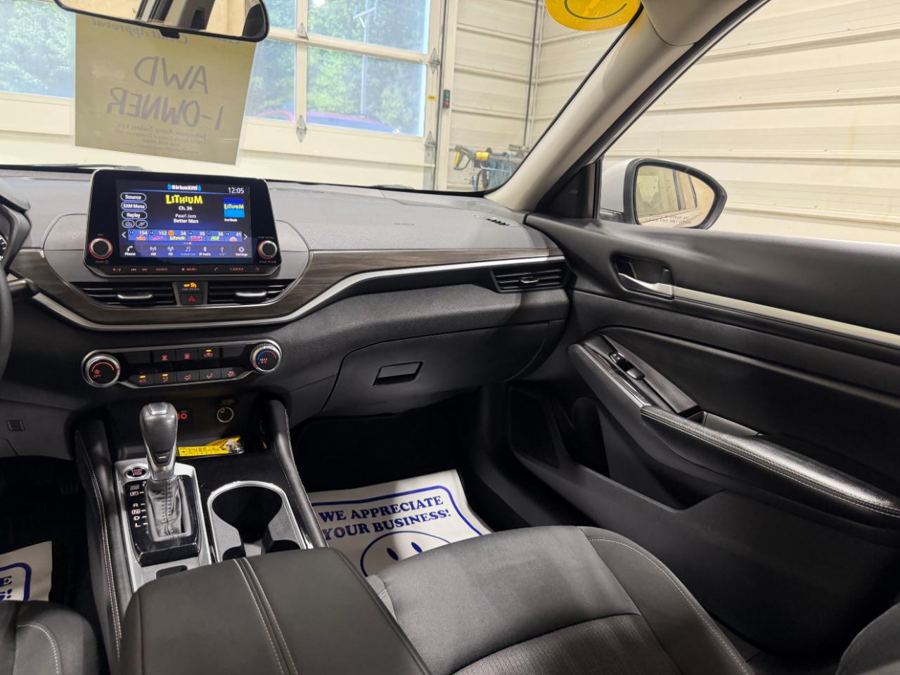 Nissan Altima 2.5 SV AWD Sedan 2023