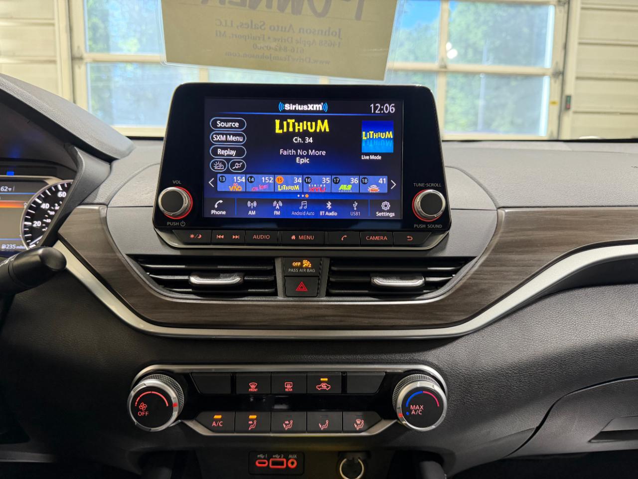Nissan Altima 2.5 SV AWD Sedan 2023