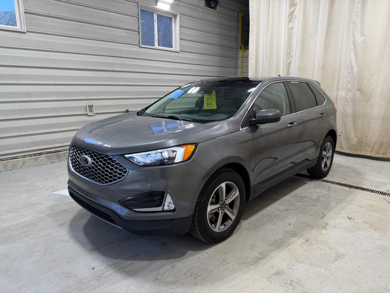 Ford Edge SEL AWD 2024