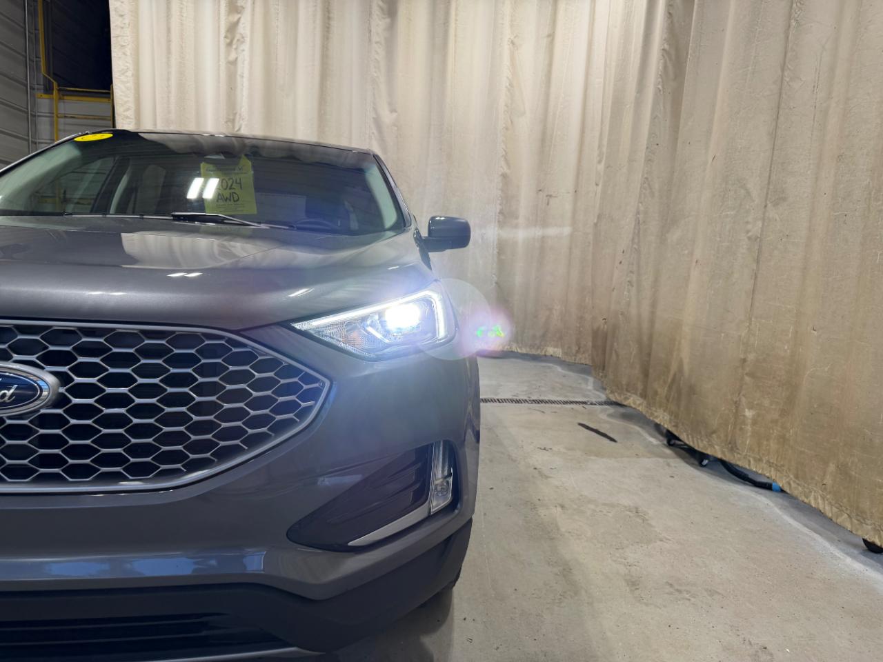 Ford Edge SEL AWD 2024